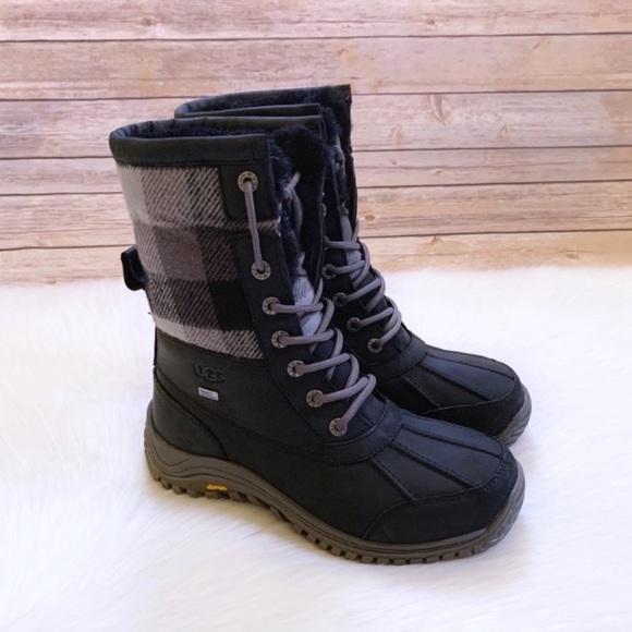 UGG Women’s Adirondack Boot II Plaid Waterproof - Picture 2 of 10